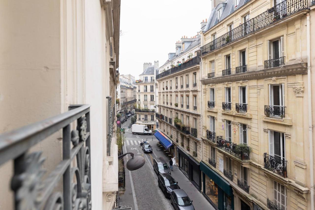 Amazing Appartment In Paris Center Next To Place To De La Republique Exterior foto